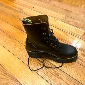 Female size 7 black & Leather Dr.Martens Boots